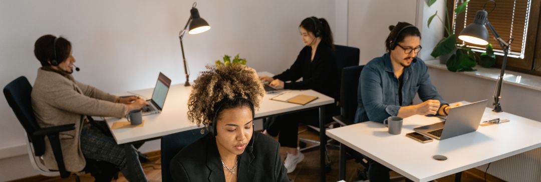 Lugares de trabajo con tecnología inclusiva